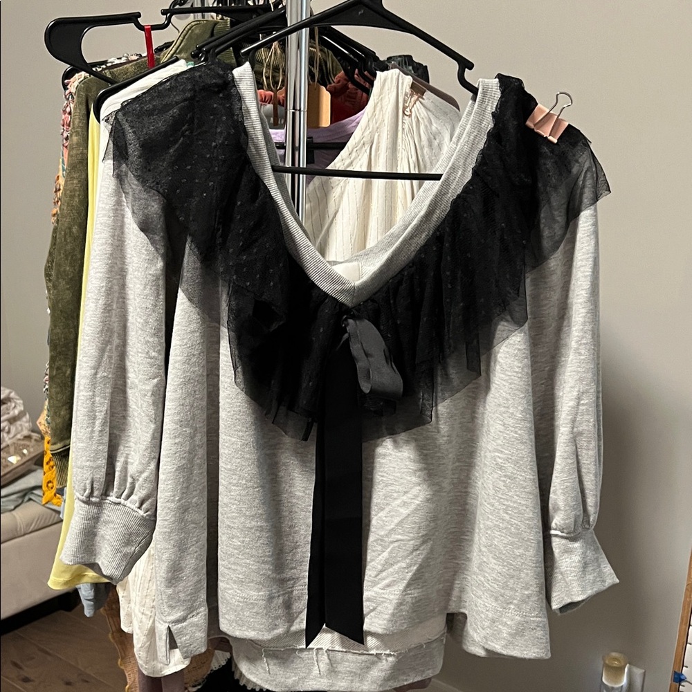 Anthropologie Maeve Gray Top with Black Sheer Ruffle size M